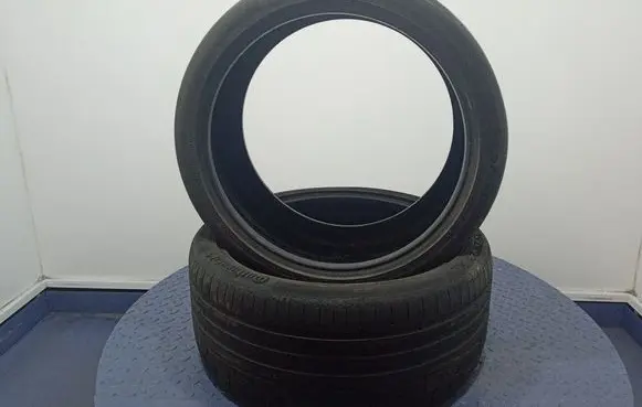 Audi RS Q8 R17 summer tire 4019238046113
