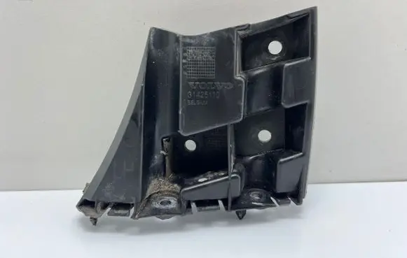 Volvo V40 Front bumper mounting bracket 31425110