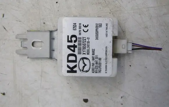 Mazda 2 Antenna control unit X1T65072ZT