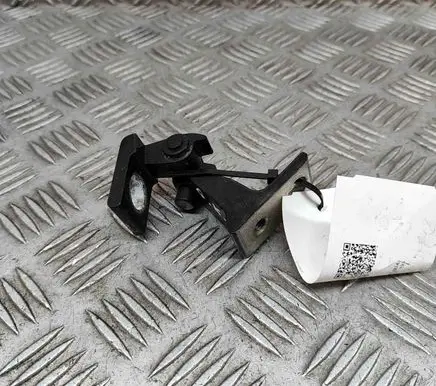 Porsche Cayenne (92A) Rear door lower hinge 8K0831401A