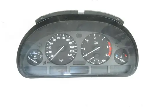 BMW 5 E39 Speedometer (instrument cluster) 110008735 8381198