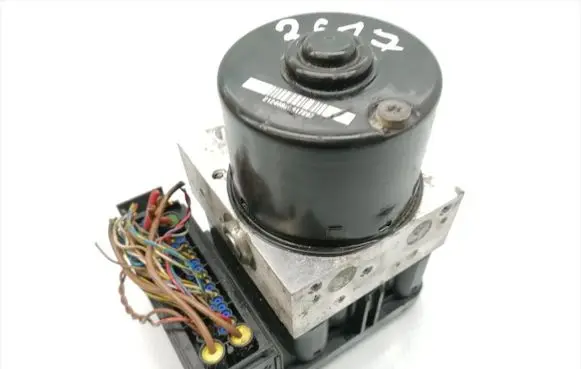 BMW 3 E90 E91 ABS Pump 6787837 6791521