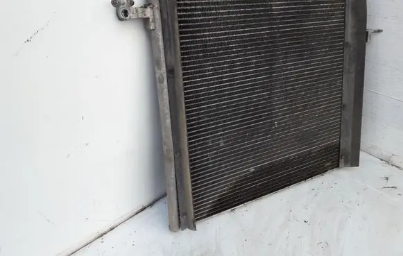 Ford Explorer A/C cooling radiator (condenser)