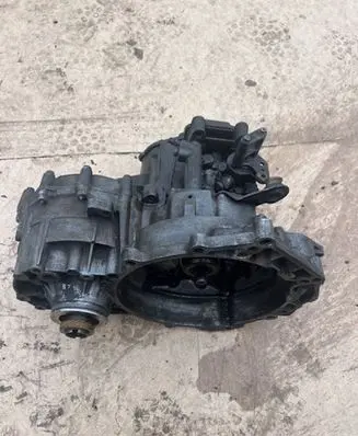 Volkswagen Multivan T4 Manual 5 speed gearbox CHS 081619