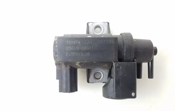 Toyota Corolla E120 E130 Turbo solenoid valve 258190R011