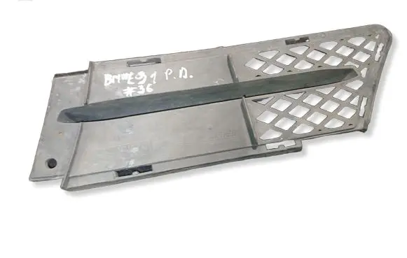 BMW 3 E90 E91 Front bumper lower grill 51117154552