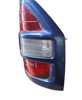 Mitsubishi Pajero Rear/tail lights R1726R