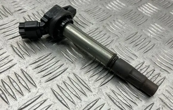 Toyota Prius+ (ZVW40) High voltage ignition coil 9091902258 10R035444