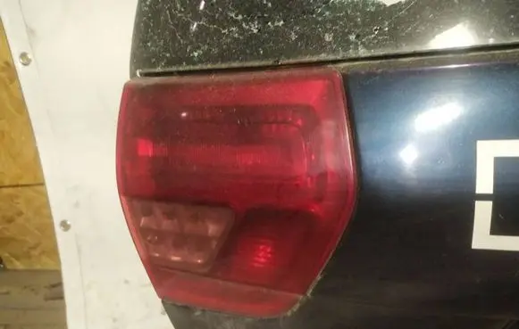 Citroen C5 Tailgate rear/tail lights