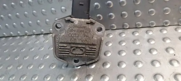 Volkswagen Golf IV Oil level sensor 1J0907860C