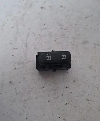 Volvo XC70 Central locking switch button 973980