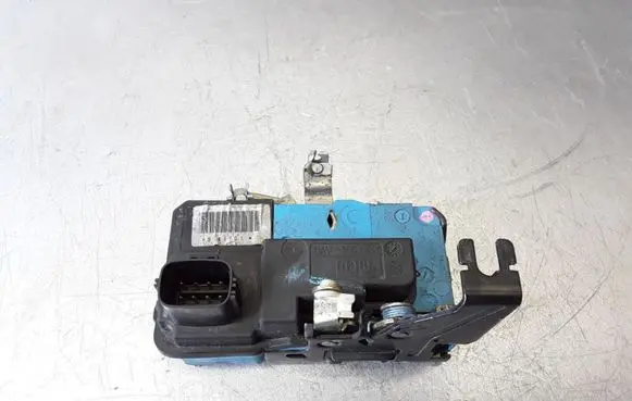 Volvo S80 Front door lock 9141701