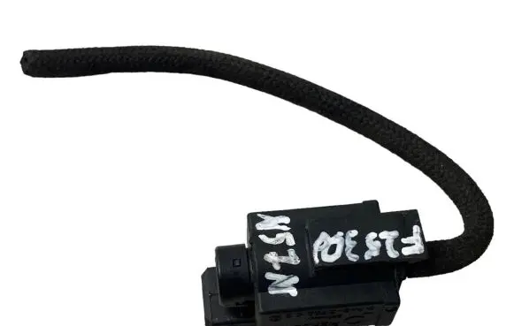 BMW X3 F25 Turbo solenoid valve 7810831 70231800 14T274