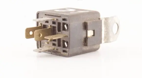 Mazda 323 F Other relay 903747