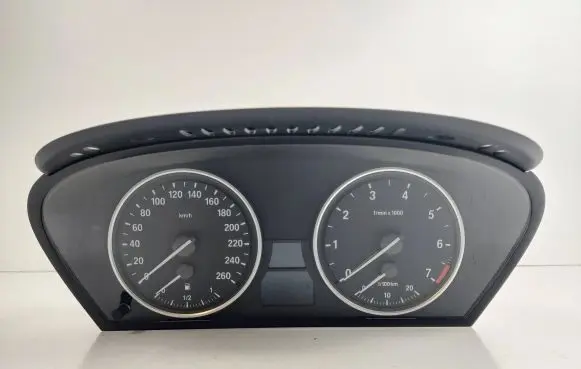 BMW 5 E60 E61 Speedometer (instrument cluster) 9177251 110080213