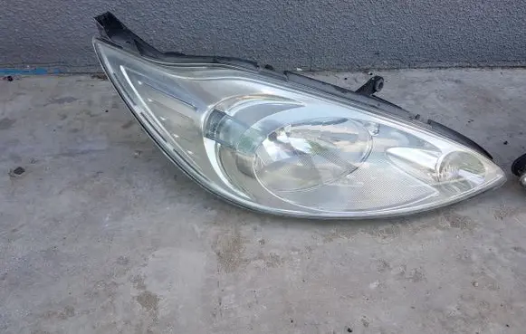 Ford Ka Headlight/headlamp