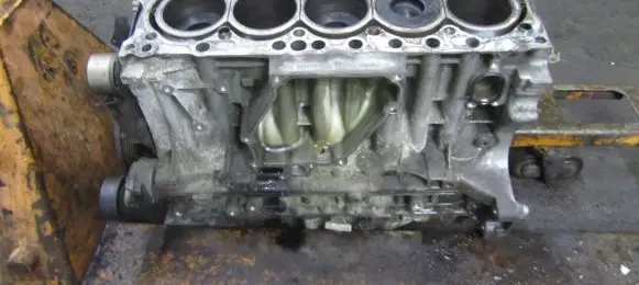 Volvo XC60 Engine block 30777125 31251467