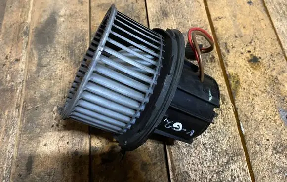 Mercedes-Benz C W204 Heater fan/blower v7771001