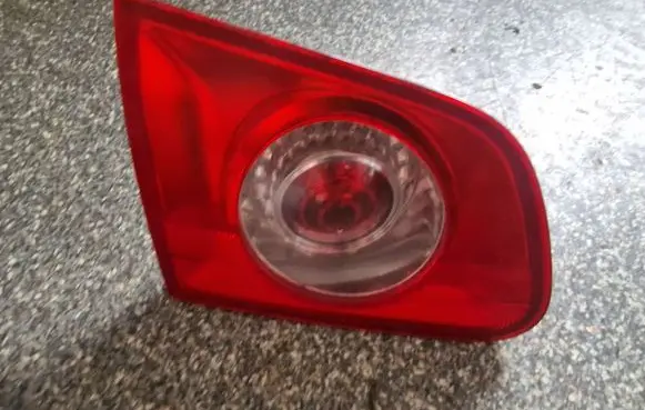 Volkswagen PASSAT B6 Tailgate rear/tail lights