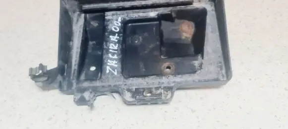 Opel Zafira A Battery tray 09132098 7004330