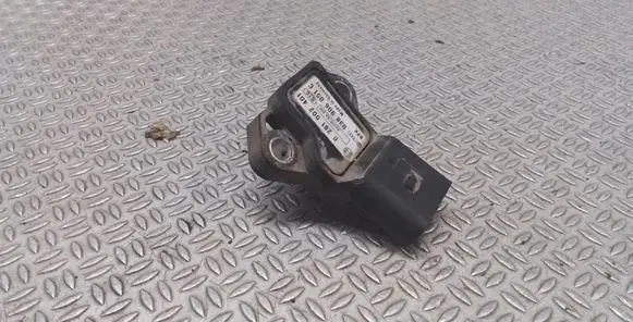 Mitsubishi Grandis Air pressure sensor 0281002401
