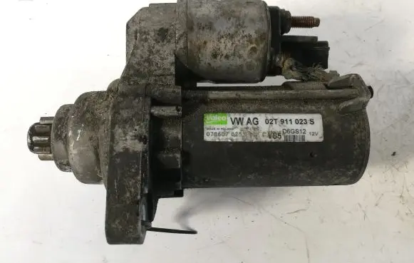 Volkswagen Golf V Starter motor 02T911023S