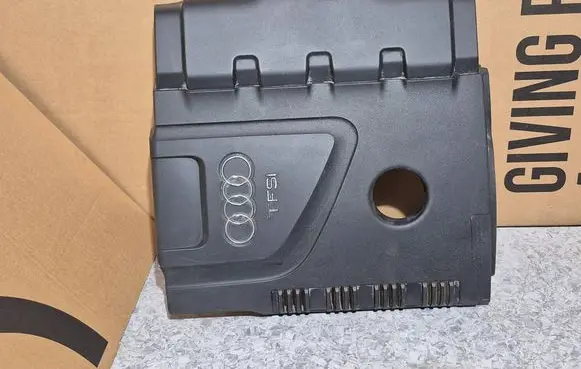 Audi A4 S4 B8 8K Engine cover (trim) 06J103925