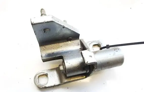 Ford Mondeo MK IV Rear door lower hinge