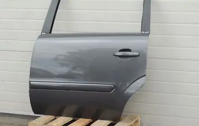 Opel Zafira B Rear door 13203015 124241