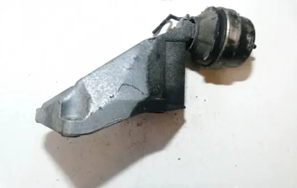 Volkswagen PASSAT B5.5 Engine mounting bracket 8d0199307p