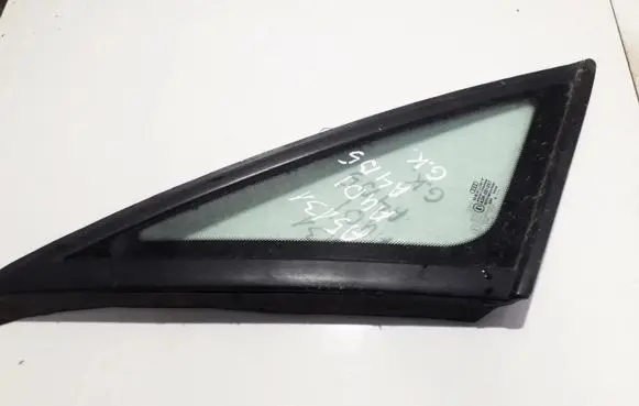 Audi A4 S4 B5 8D Rear side window