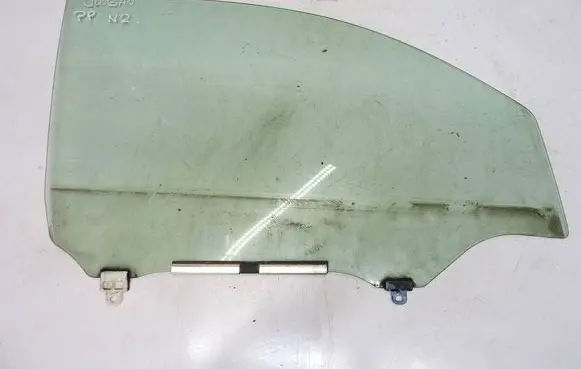 Toyota Urban Cruiser (XP110) Front door window glass four-door