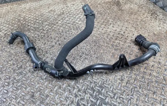 Volkswagen Tiguan Allspace Engine coolant pipe/hose 5Q0121070BF 5QN121058D 5QN122109A
