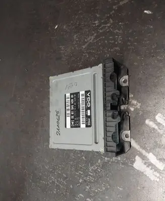 Mercedes-Benz E W210 Engine control unit/module 0245451832