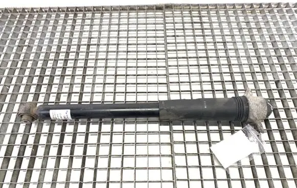 Volkswagen PASSAT B8 Rear shock absorber/damper 