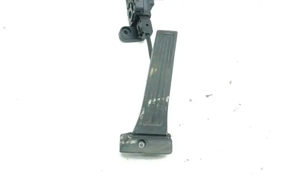 Hyundai Santa Fe Accelerator throttle pedal 351904X700