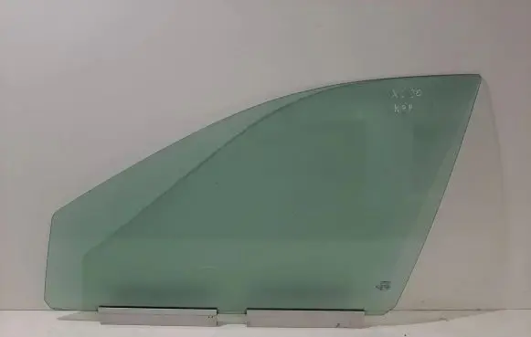 Volvo XC90 Front door window glass four-door 43R001582 DOT682M3240AS2 E0001991
