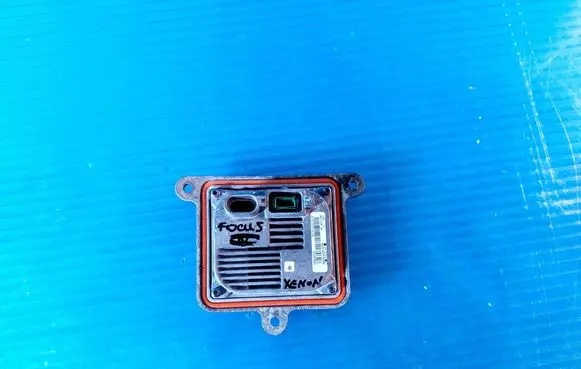 Ford Focus Headlight ballast module Xenon AA660430072