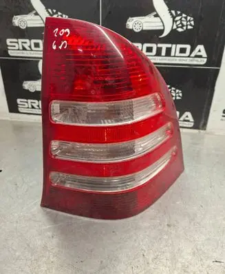 Mercedes-Benz C W203 Rear/tail lights 2038202464