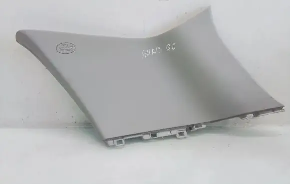 Toyota Auris 150 (D)pillar trim (top) 6247002070