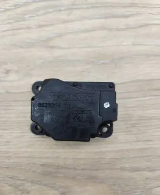 Volvo XC90 Air flap motor/actuator 8623354 090825 E24483