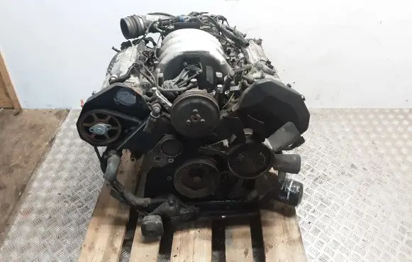 Audi A8 S8 D2 4D Engine AMX