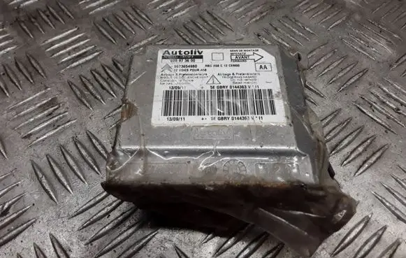 Citroen C3 Picasso Airbag control unit/module 609973600 9673654980 610277600