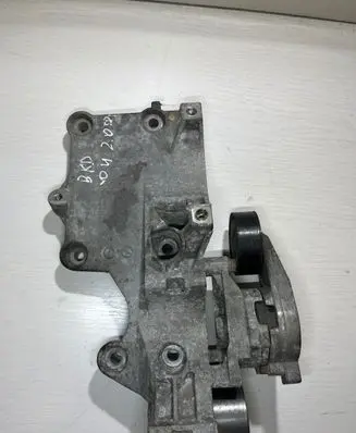 Audi A3 S3 8P Engine mounting bracket 03g903143a