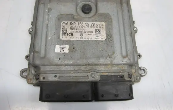 Mercedes-Benz ML W164 Engine control unit/module A6421509578