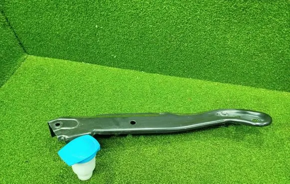Headlight/headlamp mounting bracket