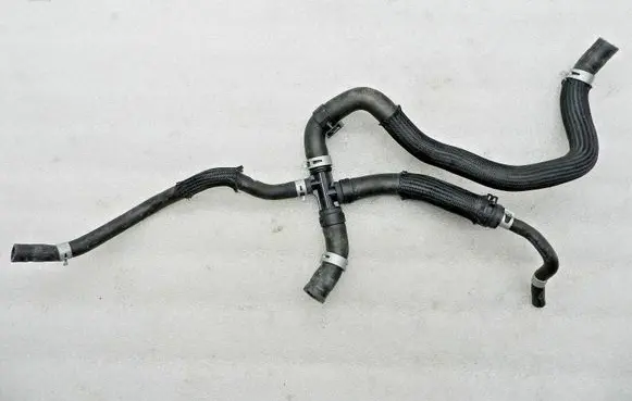 Nissan Qashqai Engine coolant pipe/hose 140554ED5D 140534ED5A