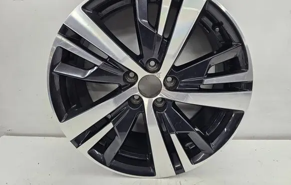 Peugeot 3008 II R18 alloy rim 9809687377 SP9809687377