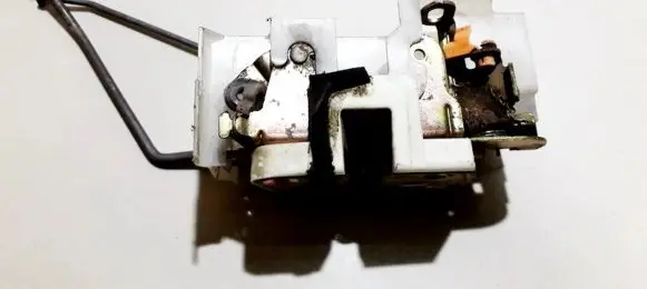 Mazda 323 Front door lock