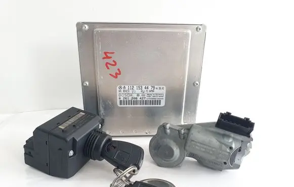 Mercedes-Benz E W211 Engine ECU kit and lock set A1121534479 2115451408 A2034621130